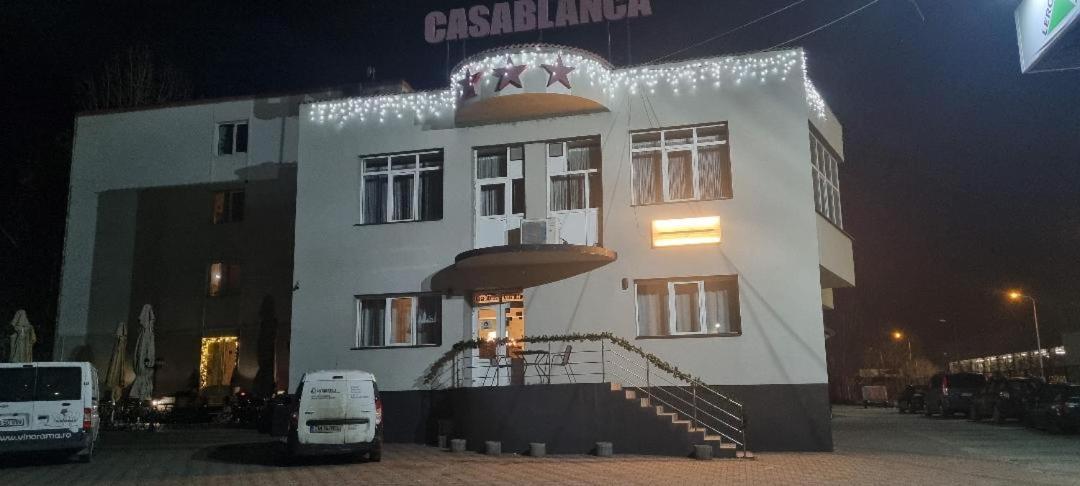 Ostello Casablanca Craiova Esterno foto