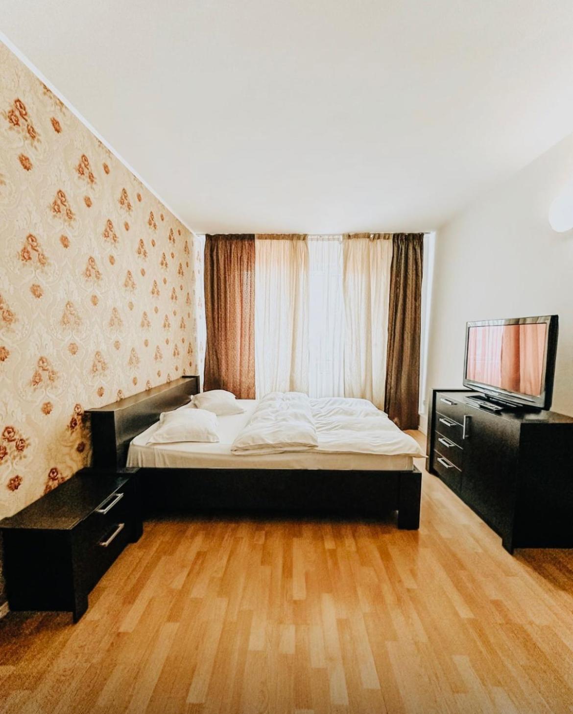 Ostello Casablanca Craiova Esterno foto