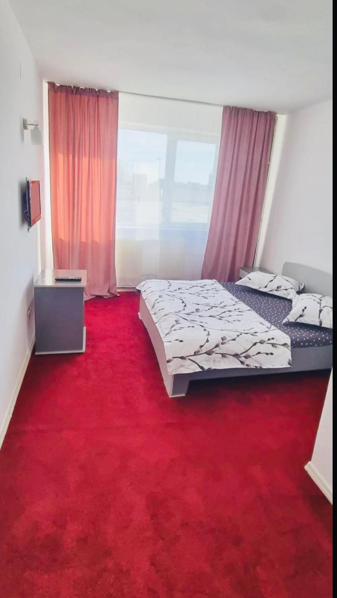 Ostello Casablanca Craiova Esterno foto